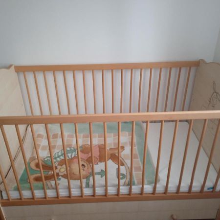 Family Apartment-Csaladias Hangulat Gyor Ngoại thất bức ảnh