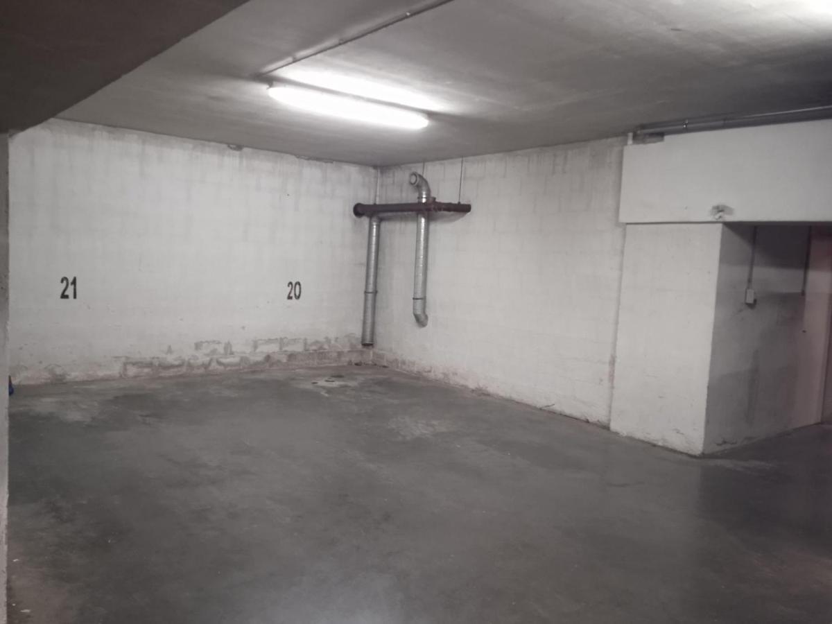 Family Apartment-Csaladias Hangulat Gyor Ngoại thất bức ảnh
